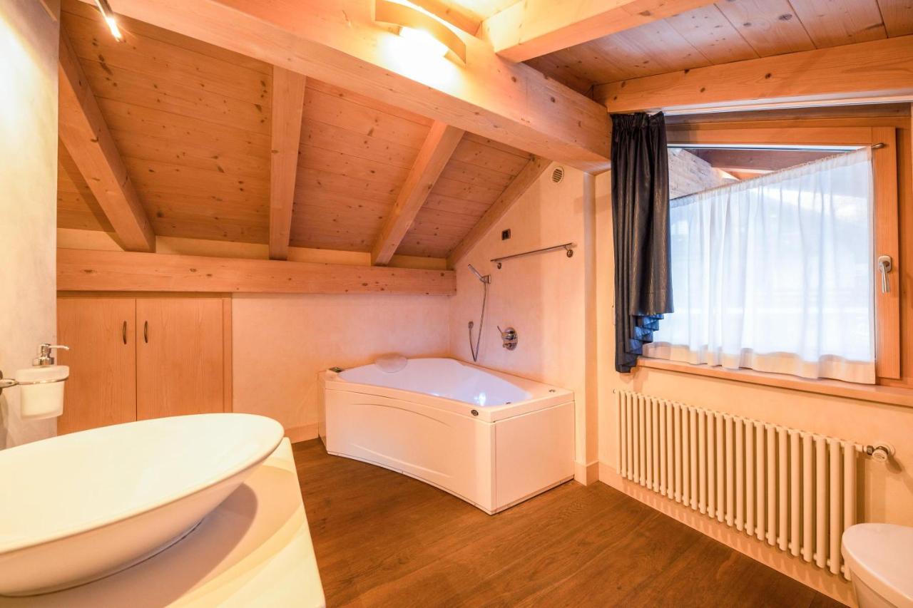 La Pratolina Attico Apartment Castello-Molina di Fiemme Bagian luar foto